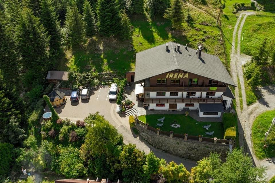 Irena Bed and Breakfast Korbielów Eksteriør billede