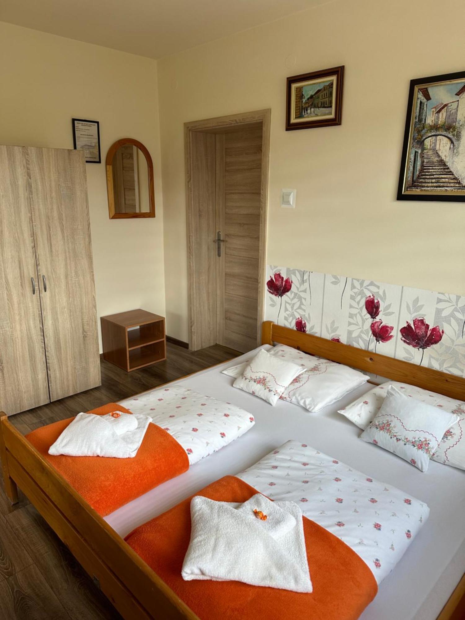 Irena Bed and Breakfast Korbielów Eksteriør billede